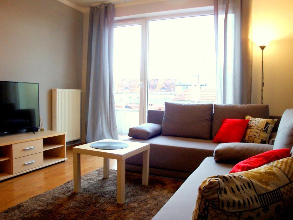 livingROOM_Wroc_Mosiężna Wrocław Værelse billede